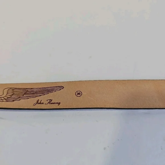 John Fluevog Ladies Leather Belt Purple Angel Buckle Size 36 - Picture 7 of 9